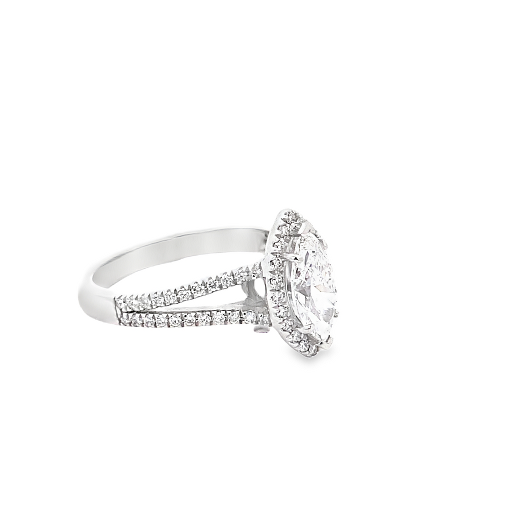 Stunning Marquise Engagement Ring 100-782