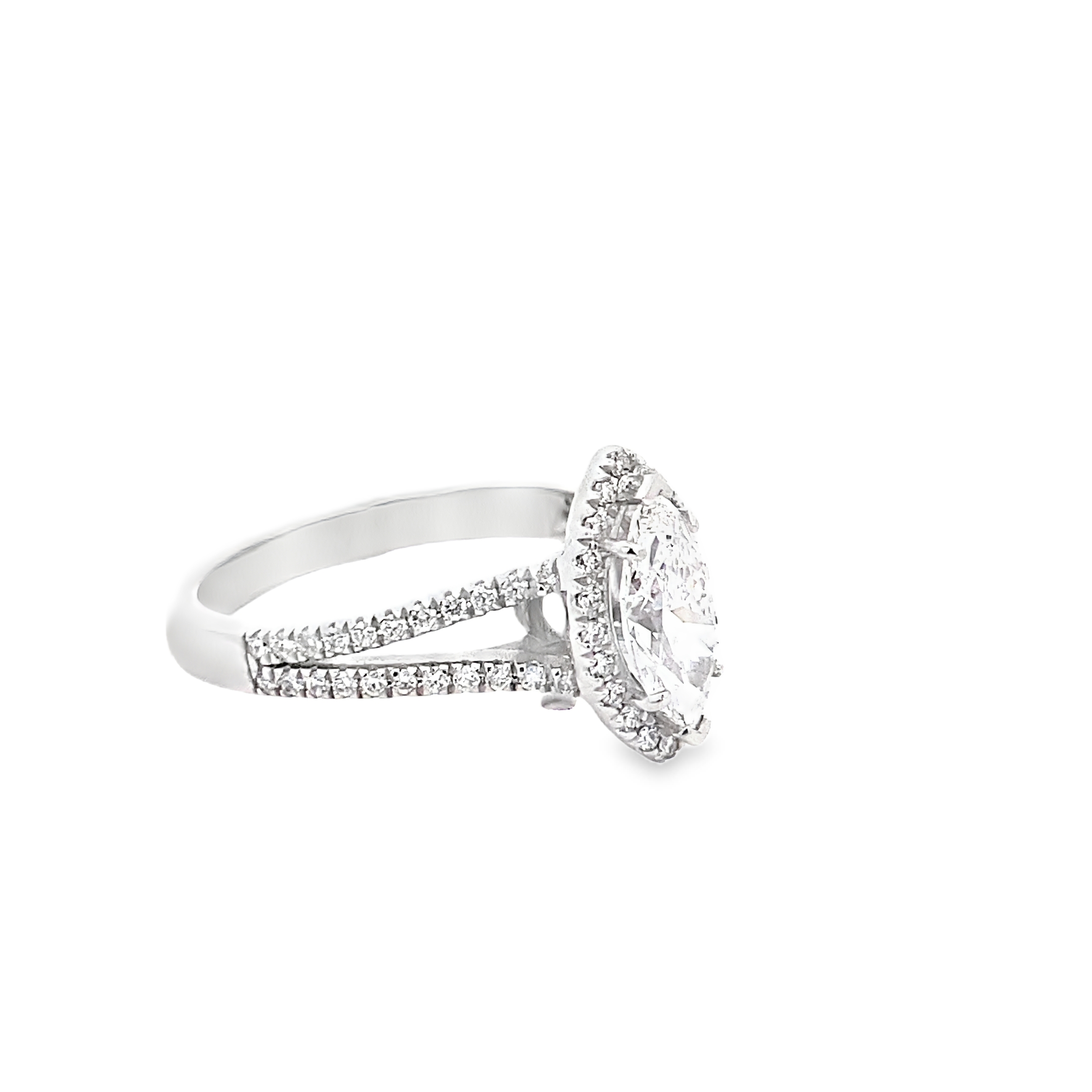 Stunning Marquise Engagement Ring 100-782