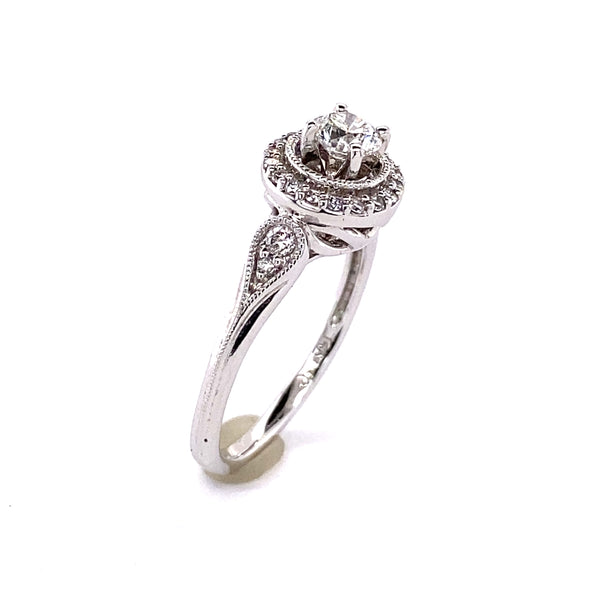 Elegant Halo Diamond Engagement Ring 100-619