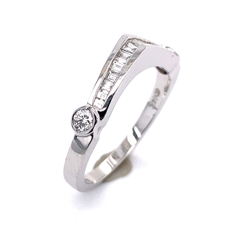 Elegant White Gold Wedding Band 110-414