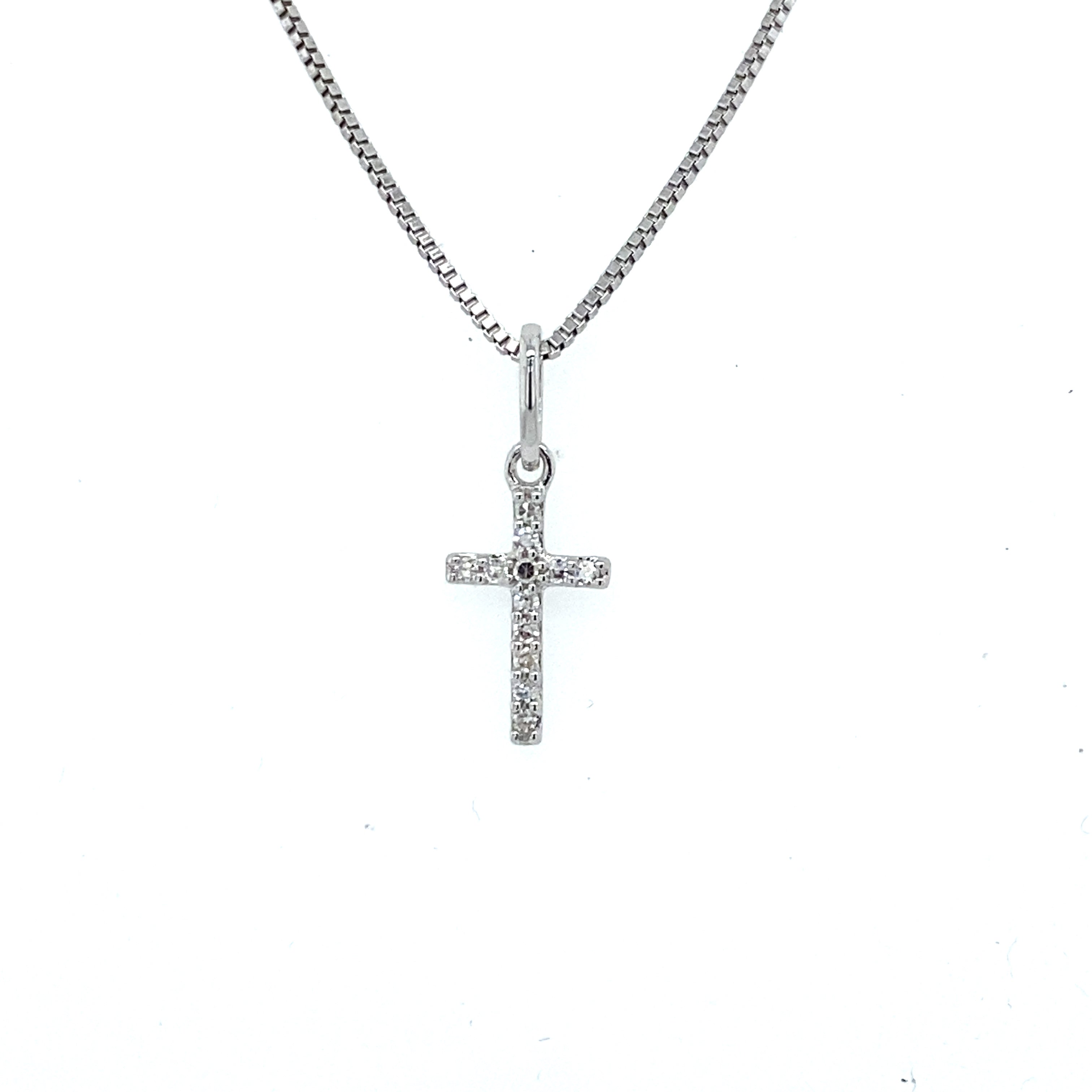 Dainty Diamond Cross 653-541